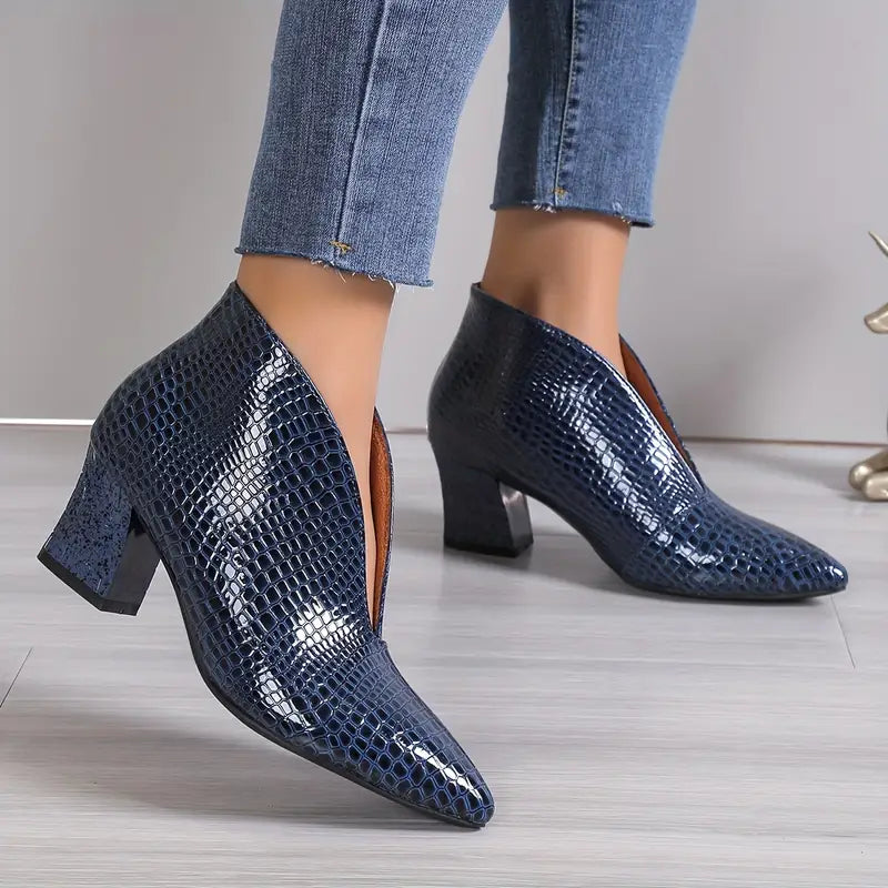 Iris™ | Women's Pointed-Heeled Boot