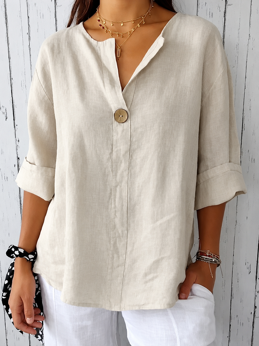 Iris™ | Relaxed V-Neck Linen Top