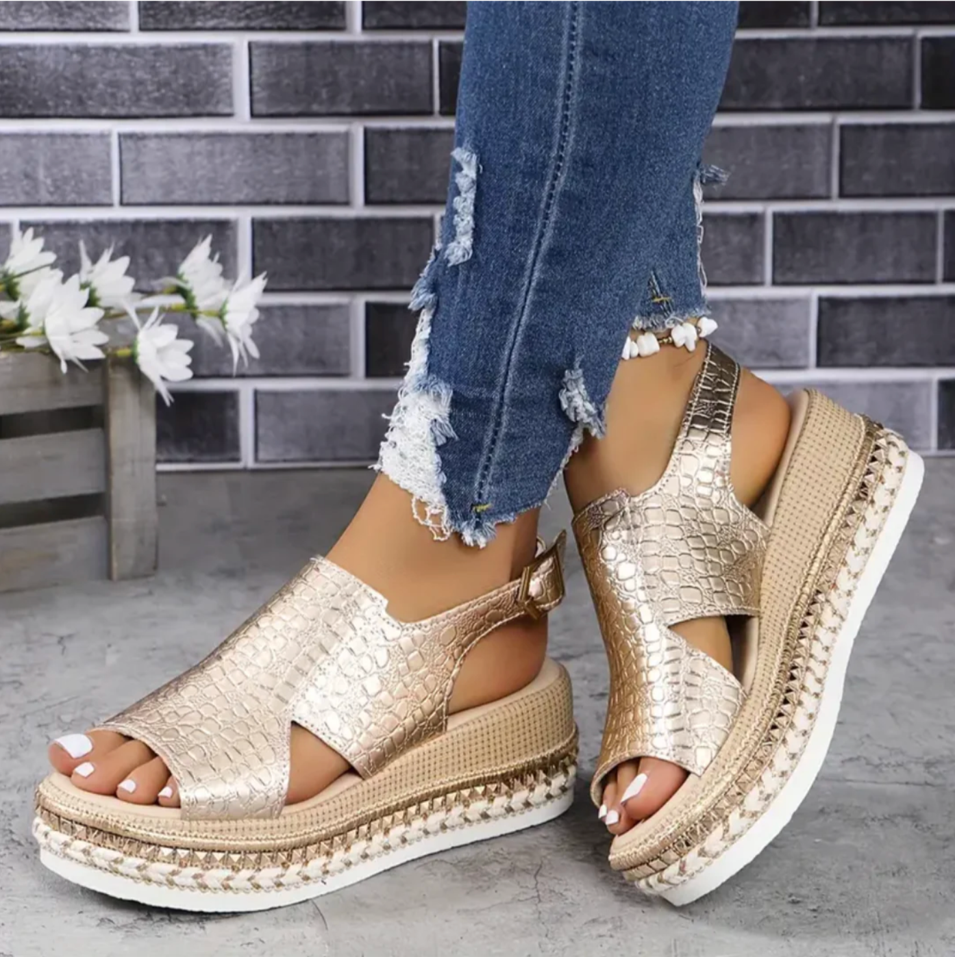 Kate™ Elegant orthopaedic sandals