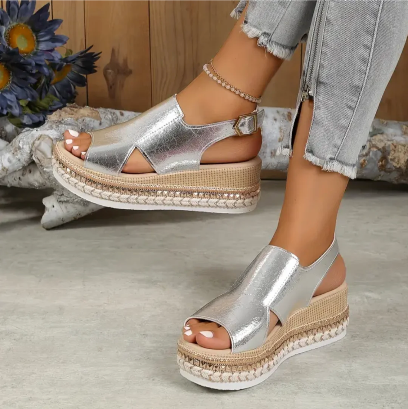 Kate™ Elegant orthopaedic sandals