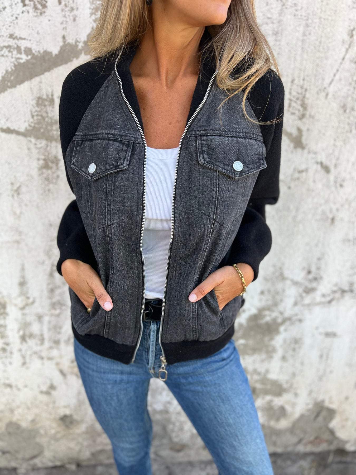 Oliva™ Modern Jacket with Denim Fabric