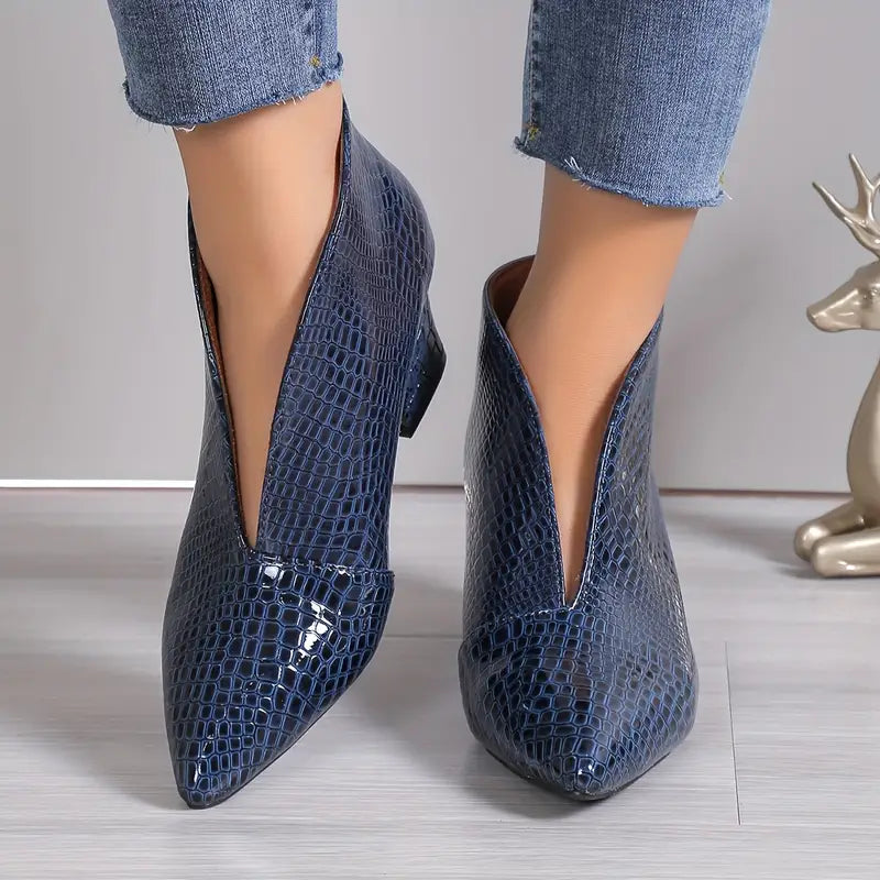 Iris™ | Women's Pointed-Heeled Boot