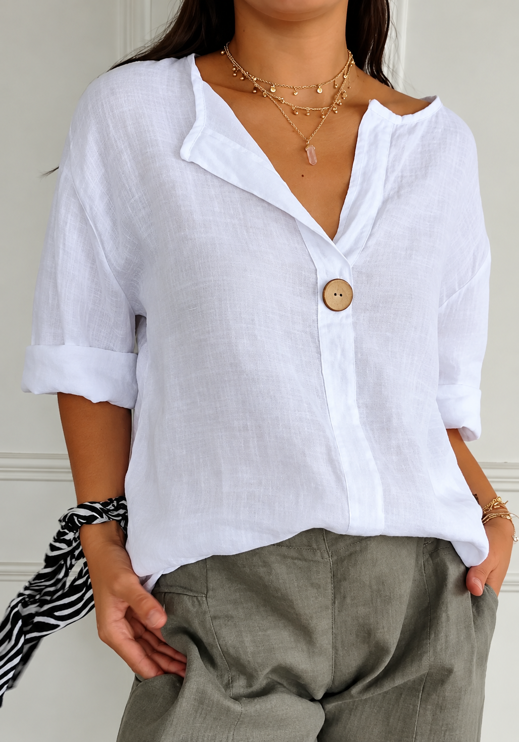 Iris™ | Relaxed V-Neck Linen Top