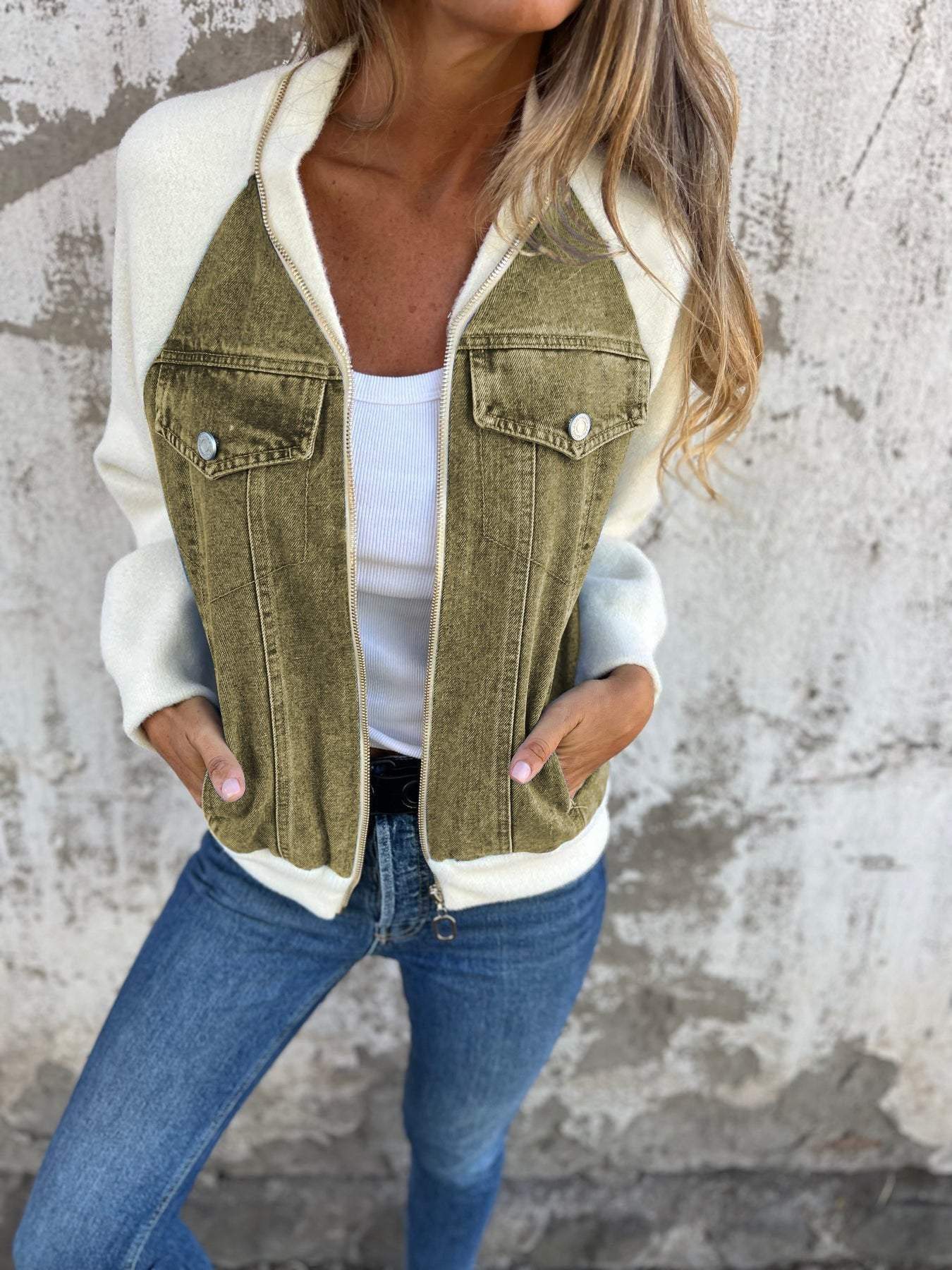 Oliva™ - Modern Jacket with Denim Fabric